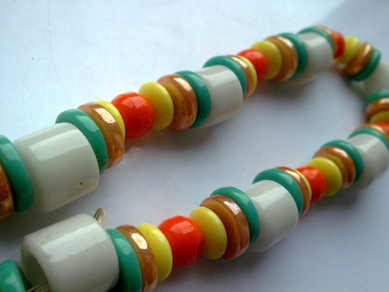 Korálky ArtDeco skleněnné zeleno oranžové 1935