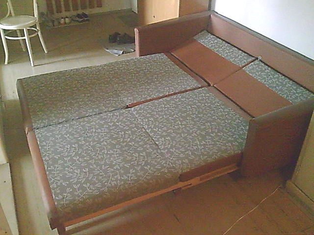 Sedačka starožitná kanceláčská rozkládací - Brusel - luxusní gauč