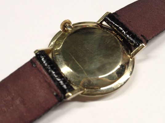 Hodinky OMEGA ultra slim 14kt GOLD 585 - náramkové mechanické - luneta guilosch