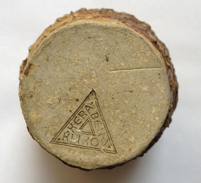 Váza keramická Vázička značka Kera BEN Klikov v.11cm